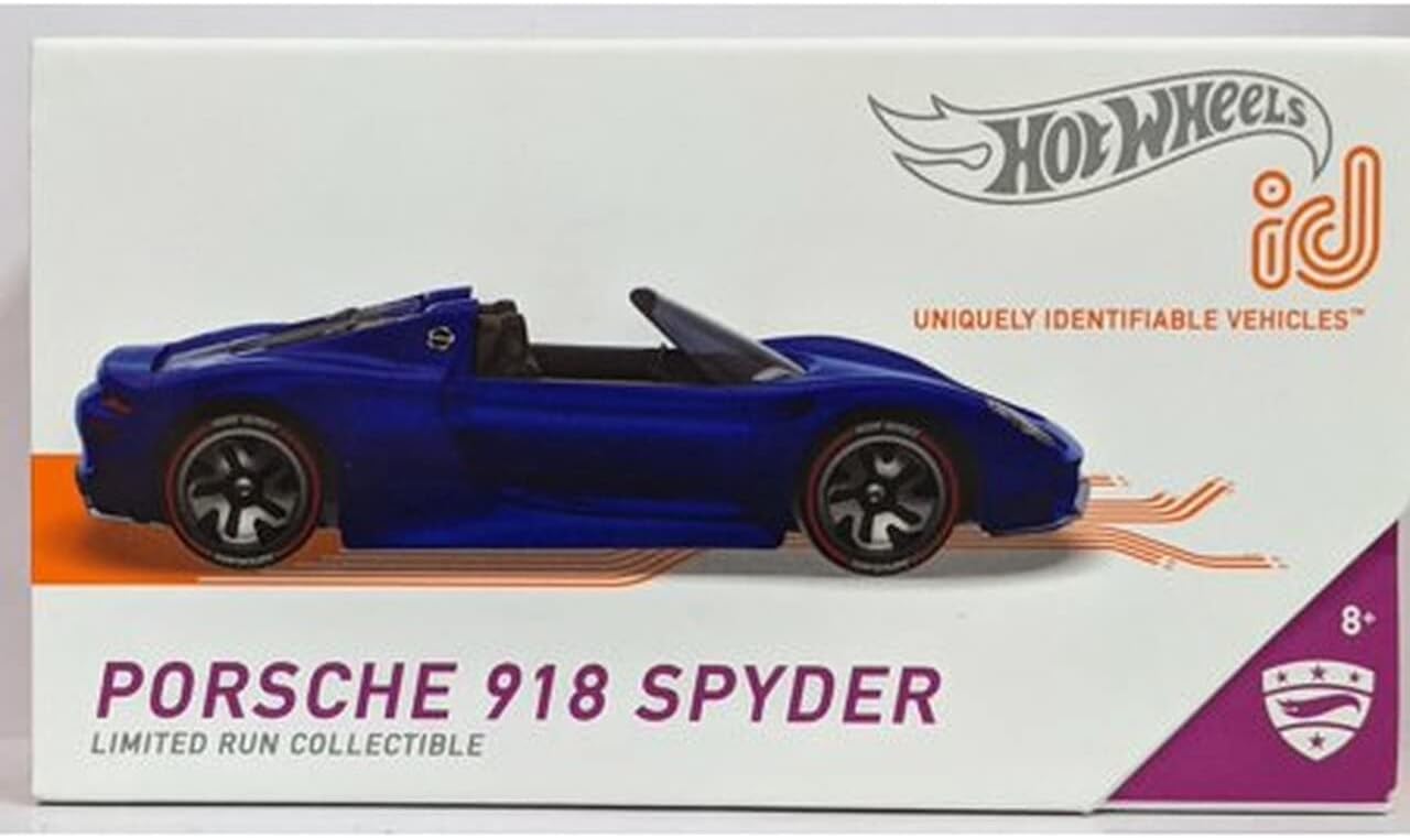 Hot Wheels id Vehicle, 1:64 Scale Porsche 918 Spyder Vehicle with Embedded NFC Chip, Supercars Collection, Physical and Digital Play for Ages 8 Years and Older