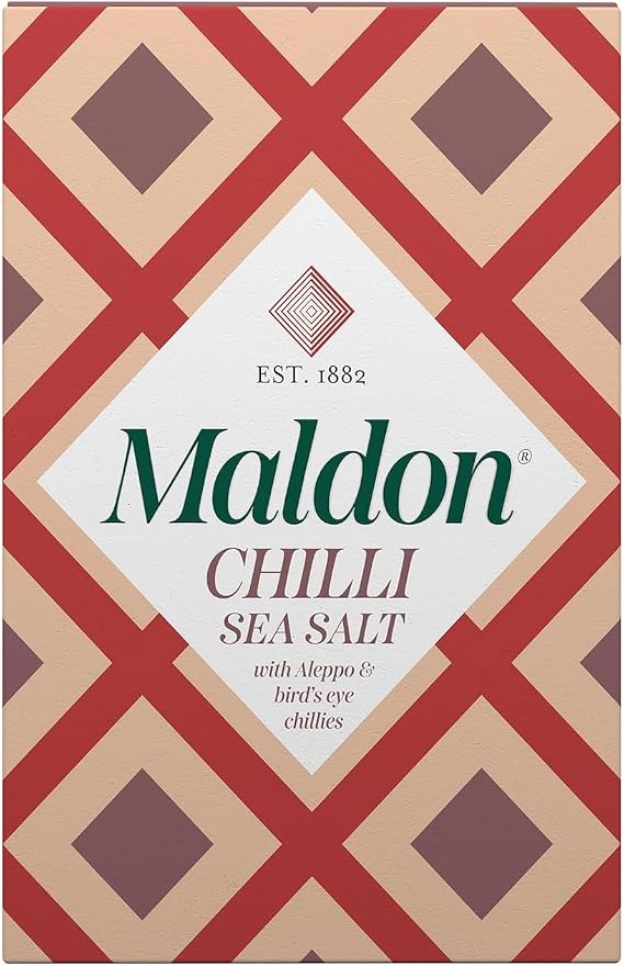Maldon Chilli Sea Salt Flakes, Blended with Aleppo & Bird’s Eye Chillies - Take Simple Dishes to the Next Level - Fantastic Flavour - Unique Pyramid-Shaped Sea Salt Flakes - 100g Box