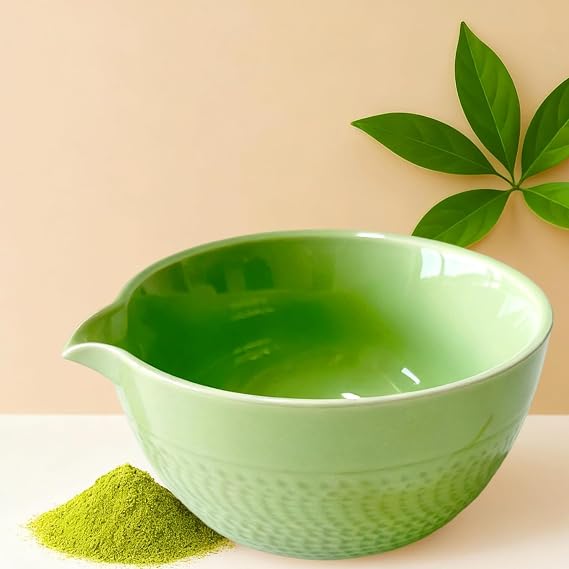Matcha Bowl with Spout Ceramic Matcha Chawan 500 ml/18 oz for Matcha Powder, Salad, Tea, Soup Japanese Style Mixing Bowl for Tea Lovers