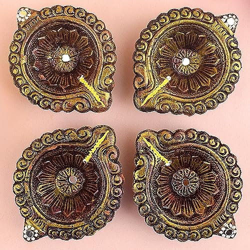 SATVIK 4 Pc Designer Clay Diya Terracotta Dia Traditional Puja Vilakku Oil Lamp Natural Mitti Diya Tea Light Welcome Diwali Deepawali Navratri Pooja Decorations Indian Housewarming Return Gift Item