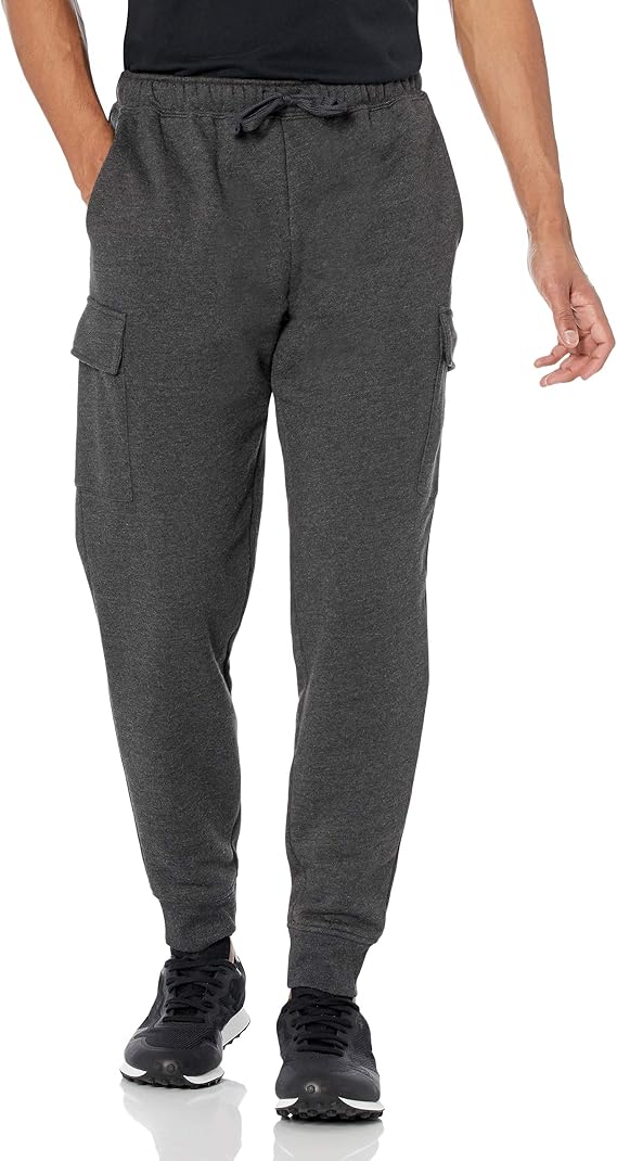 Amazon Essentials Men's Relaxed Fit Cargo Fleece Jogger Sweatpant